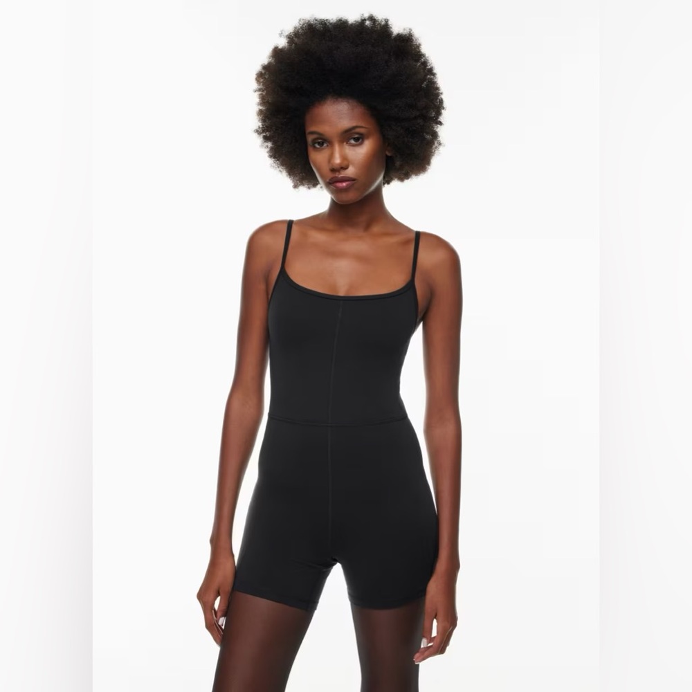 Aritzia Wilfred Divinity 5" Romper